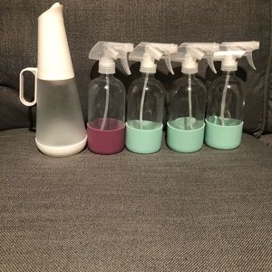 Grove Collaborative Set of 1 Laundry 🧺 Reusable Dispenser with 4 Spray Bottles
